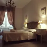 Guest House Urbana